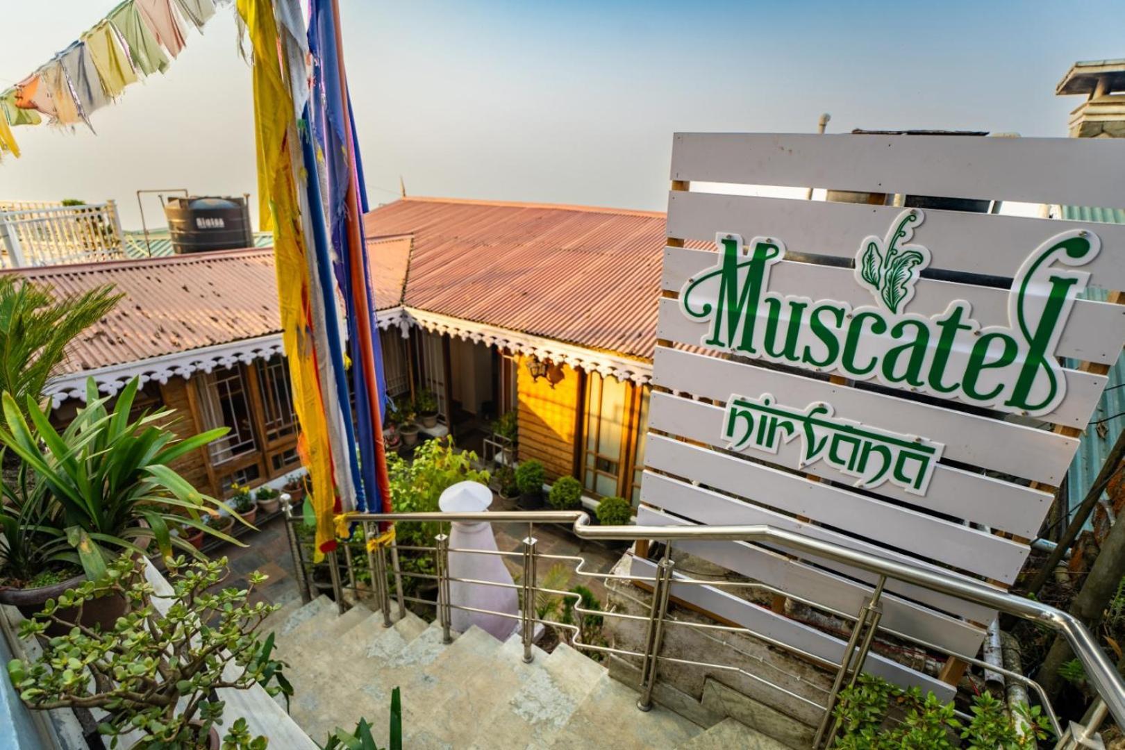 Muscatel Nirvana - At The Mall Road Darjeeling  Bagian luar foto